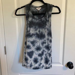 Danskin racerback tank large